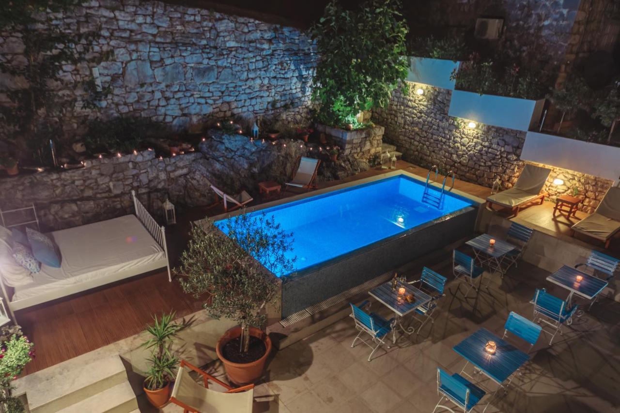 Boutique Capitano 4* Herceg Novi